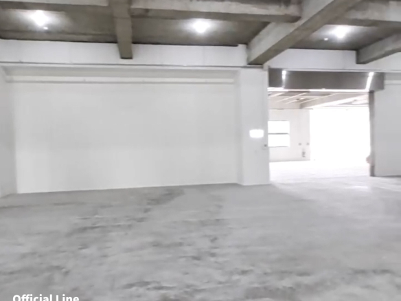 Brand new factory office building! 3 loading docks! Easy logistics!